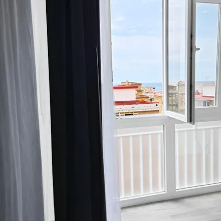 Vialia Playa Apartment Malaga